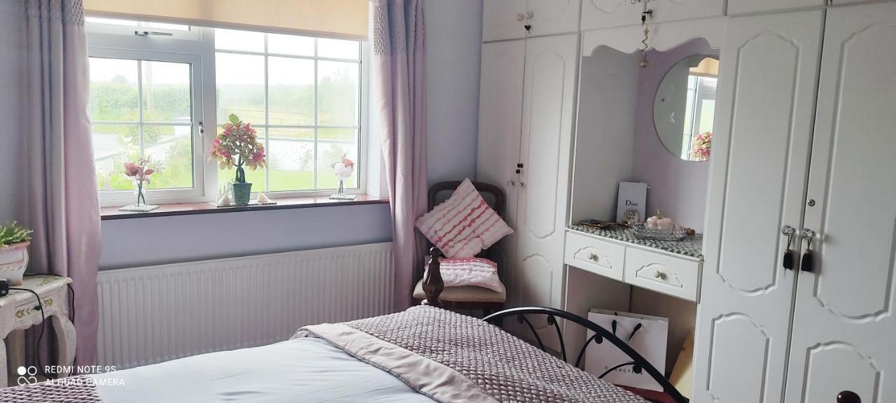 Cozy Cottage Retreat In Listowel Pet Friend エクステリア 写真