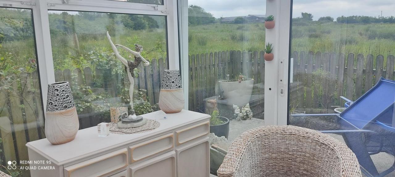 Cozy Cottage Retreat In Listowel Pet Friend エクステリア 写真