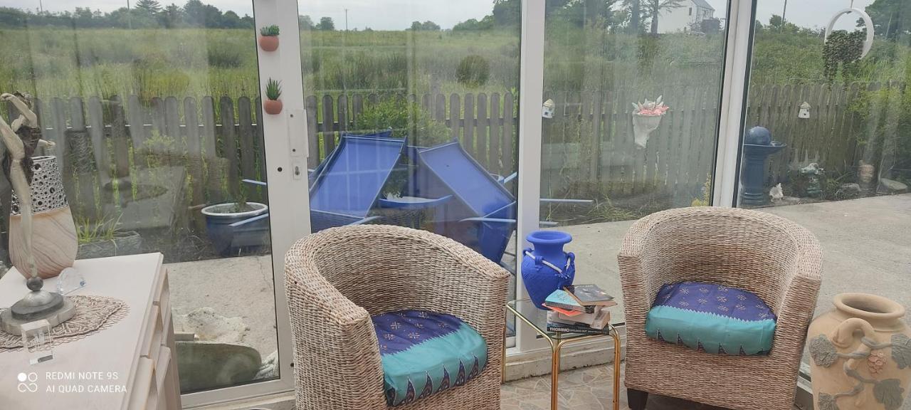 Cozy Cottage Retreat In Listowel Pet Friend エクステリア 写真