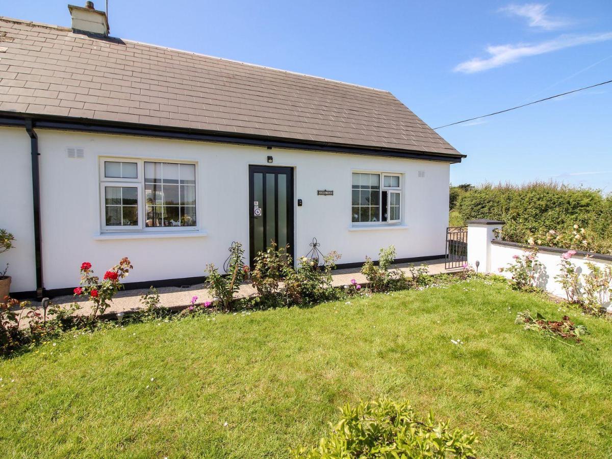 Cozy Cottage Retreat In Listowel Pet Friend エクステリア 写真