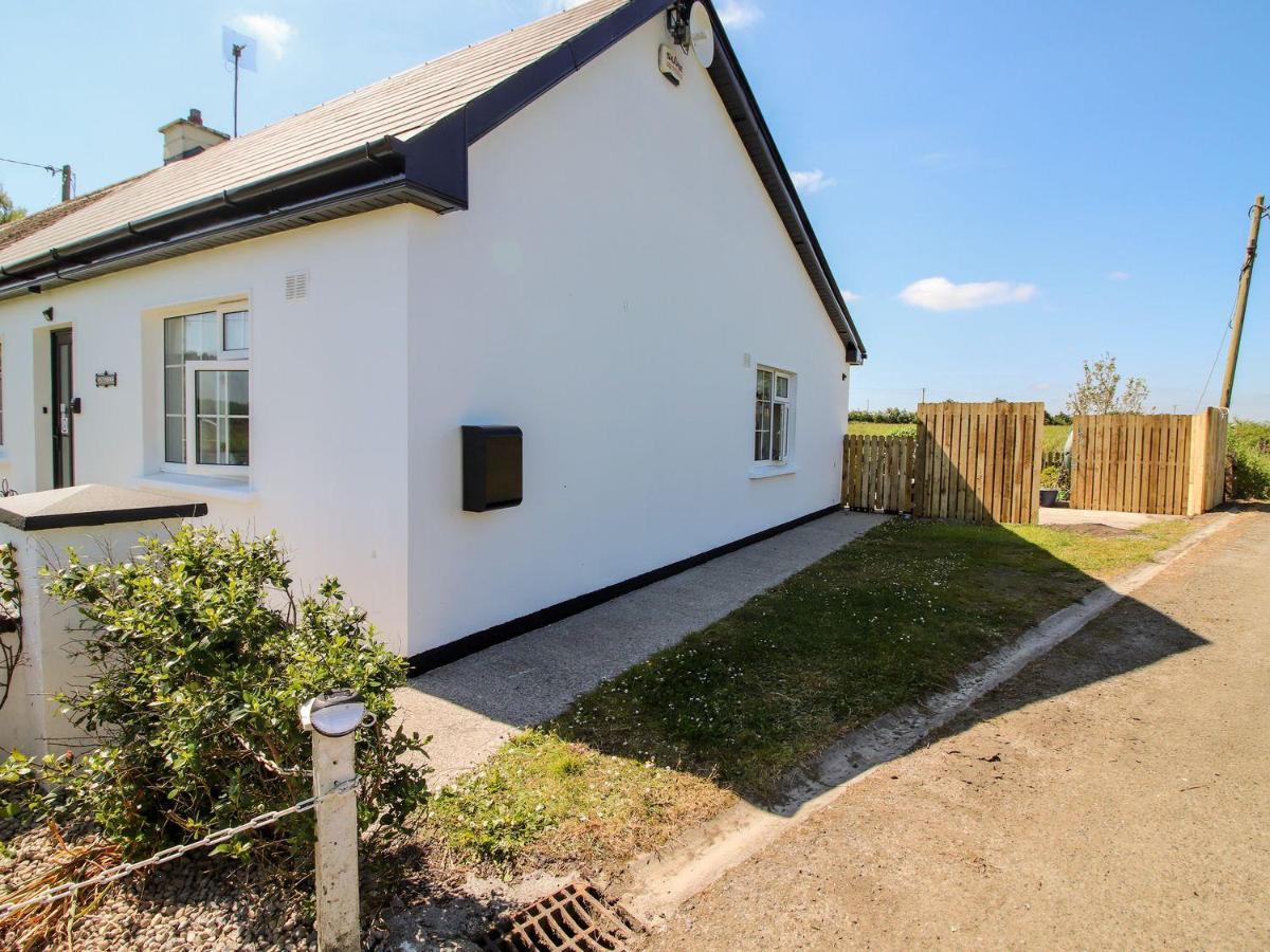 Cozy Cottage Retreat In Listowel Pet Friend エクステリア 写真